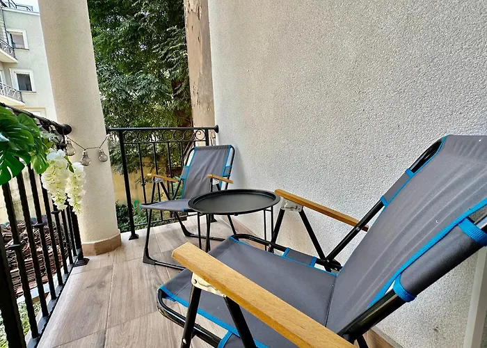 Bright, Centre, 1br , Next To * ソフィア