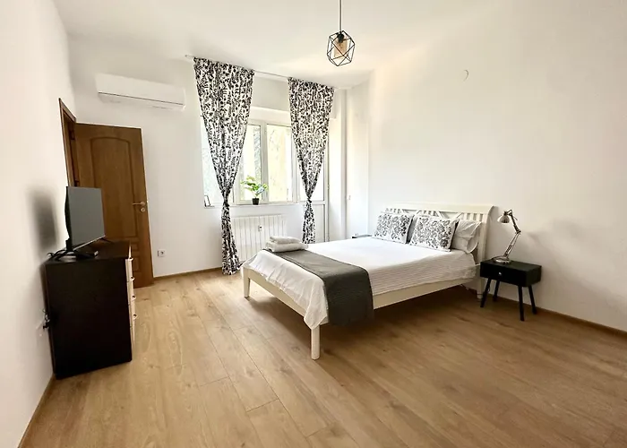 Bright, Centre, 1br , Next To アパート *