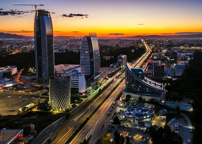 Bright, Centre, 1br , Next To アパート