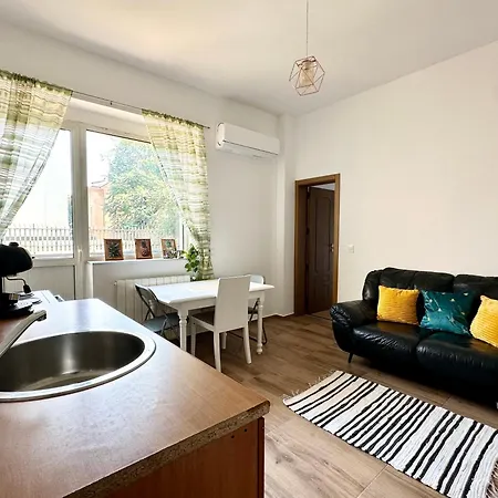 Apartmán Bright, Centre, 1br , Next To