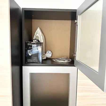 Bright, Centre, 1br , Next To Sofie