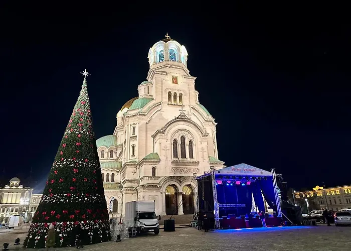 Bright, Centre, 1br , Next To